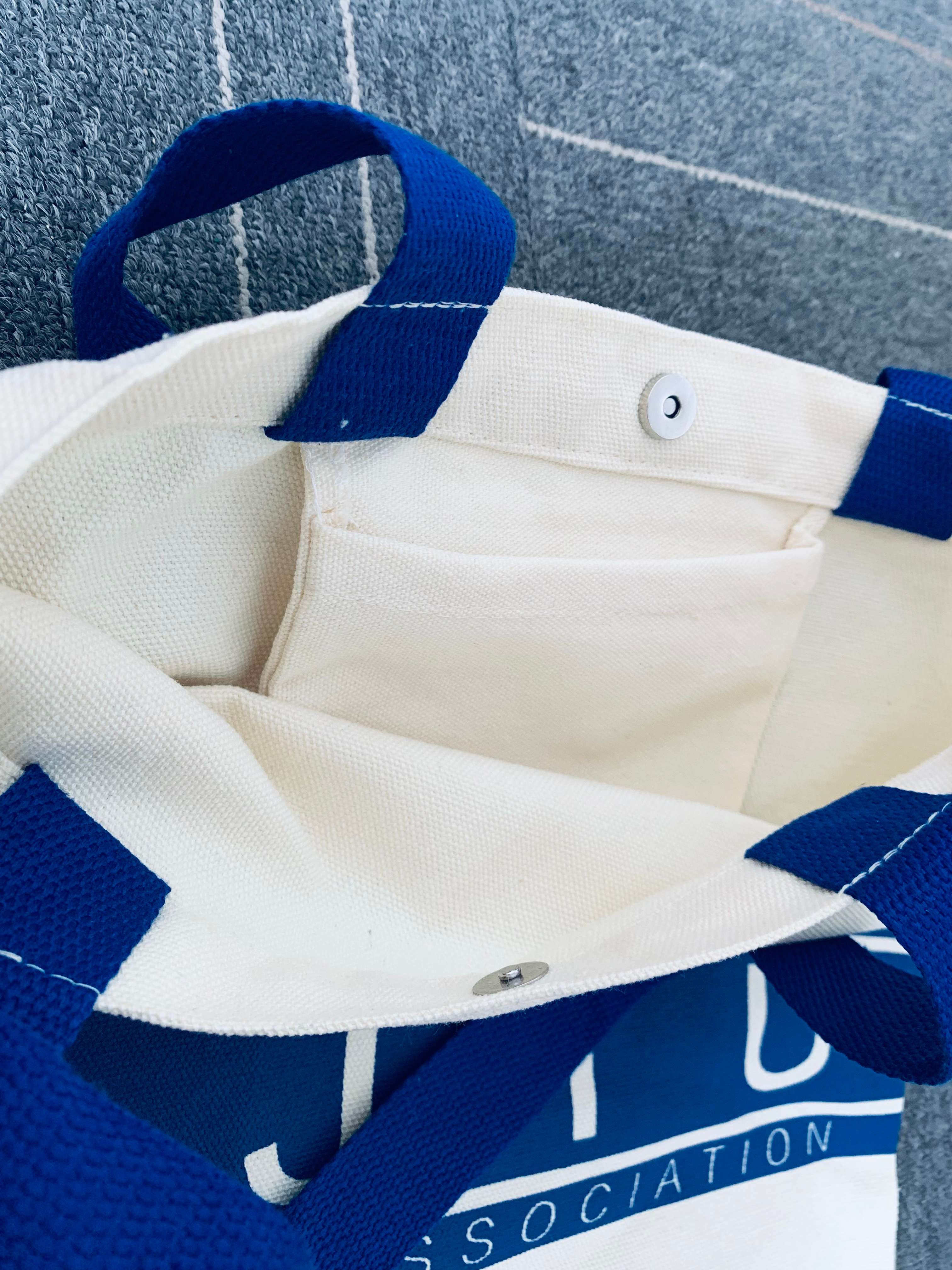 上海印刷廠專業(yè)解答：樣本畫冊(cè)鎖線裝訂工藝的三大核心優(yōu)勢(shì)